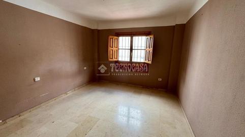 Foto 2 de Casa adosada en venta en Güevéjar, Granada