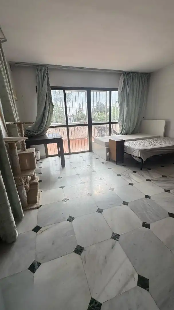 Schlafzimmer von Gebäude zum Verkauf in Estepona mit Alarm und Gemeinschaftspool