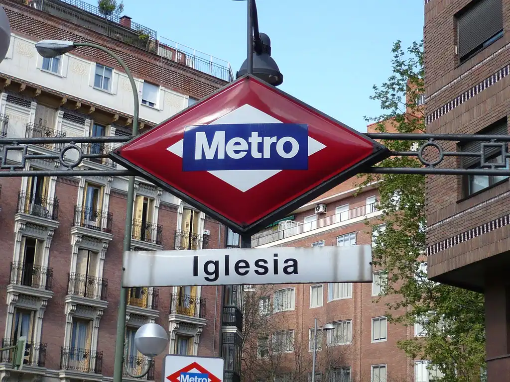 Vista exterior de Piso en venta en Madrid con Aire acondicionado, Calefacción y Jardín privado
