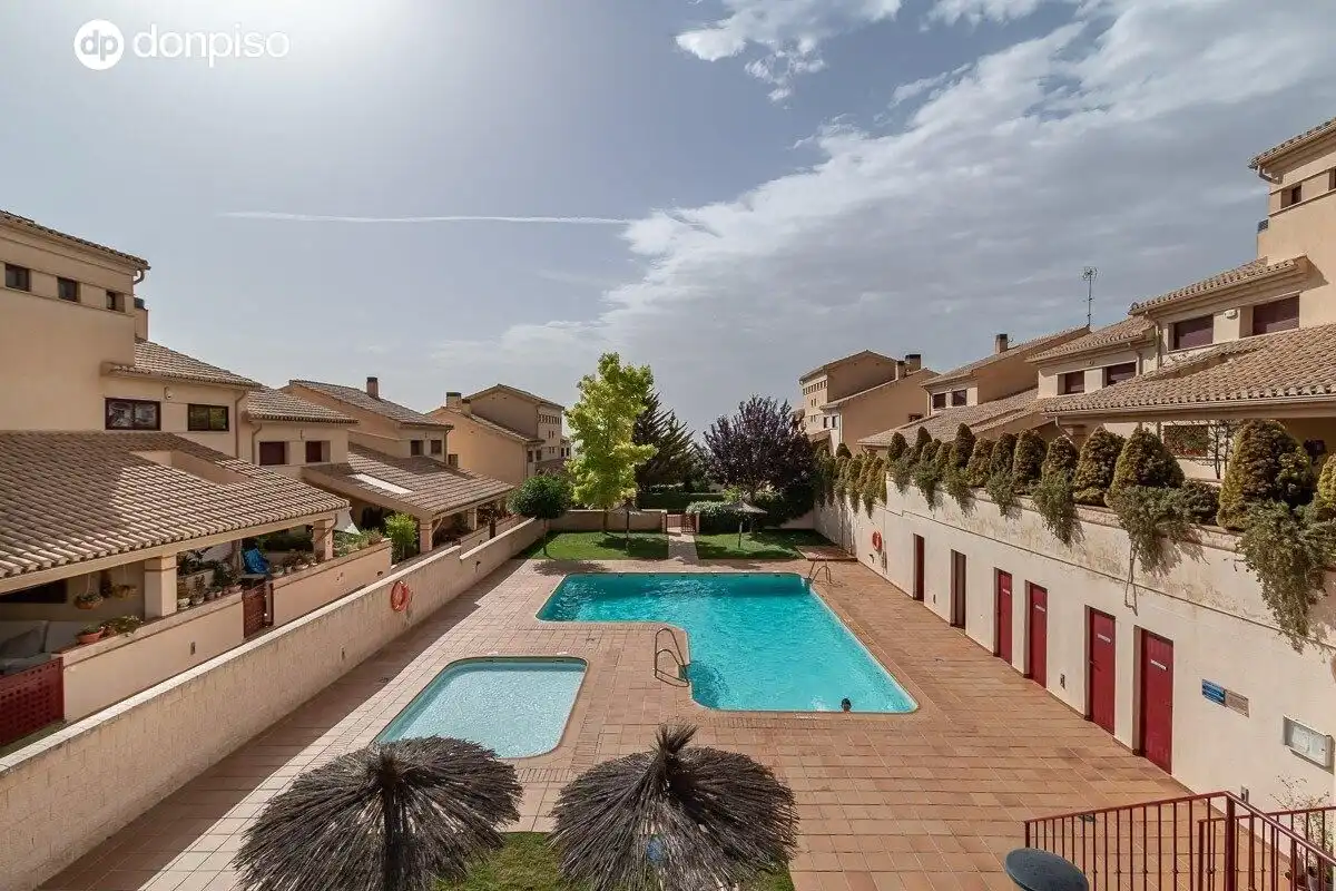 Maison avec piscine à vendre à Avenida CAÑADA DE LOS FENICIOS