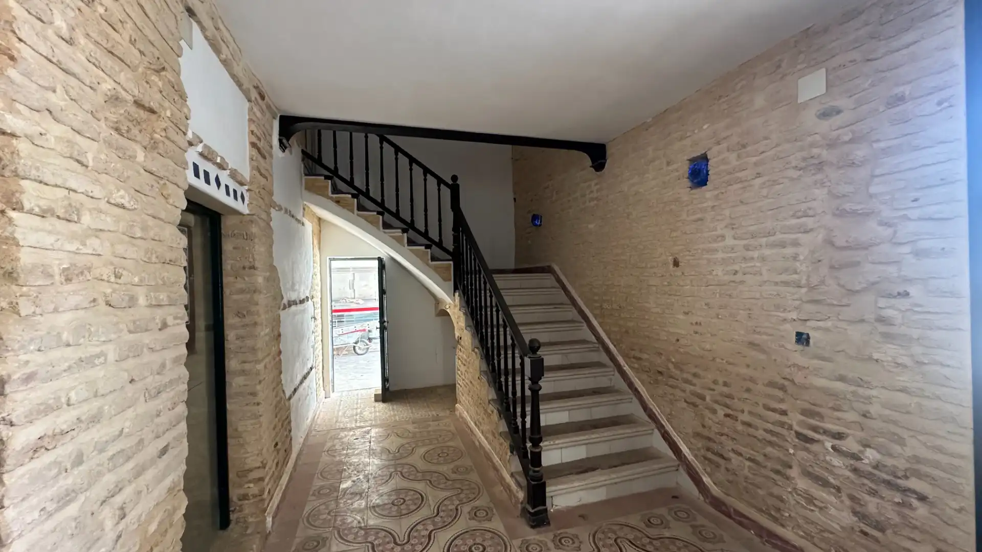 Casa o xalet en venda en Umbrete amb Terrassa, Traster i Piscina