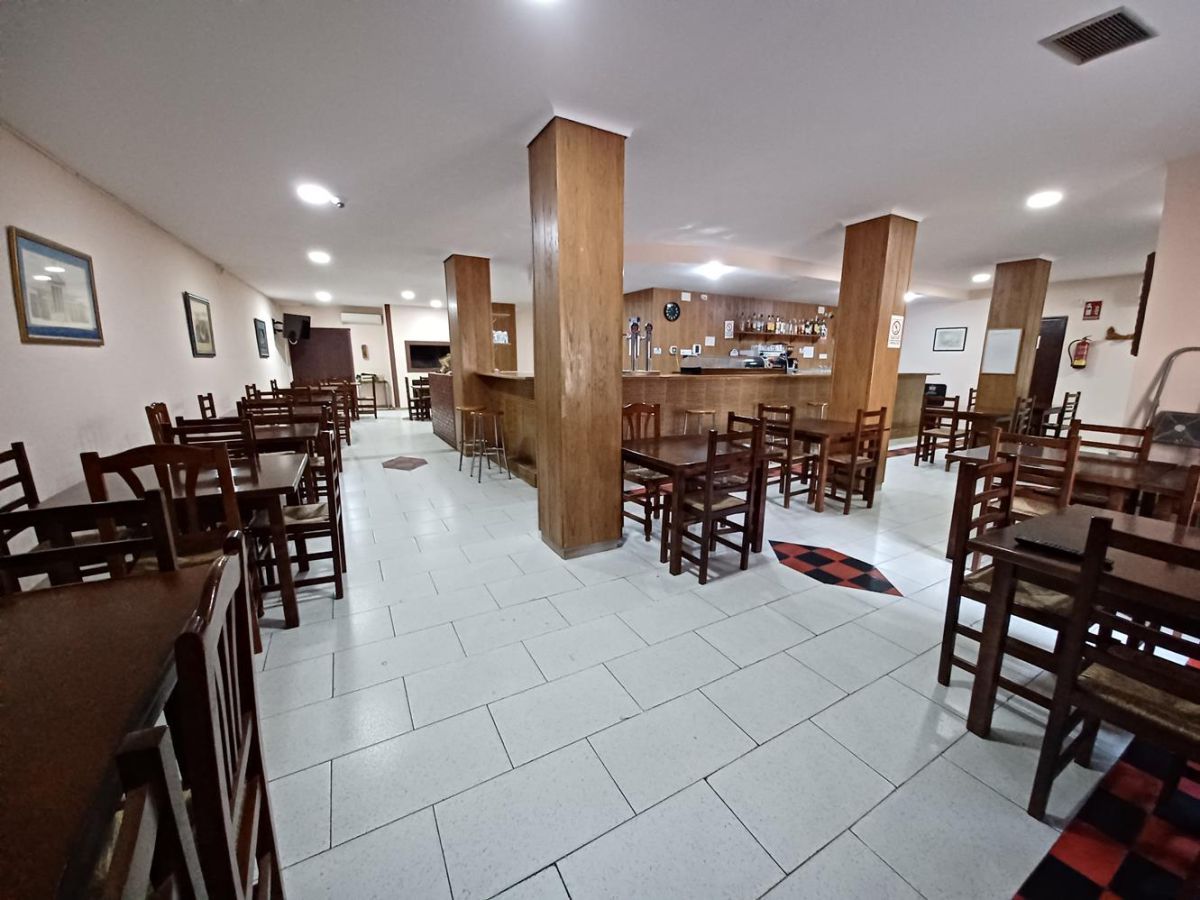 Premises for sale in Minaya  with Air Conditioner