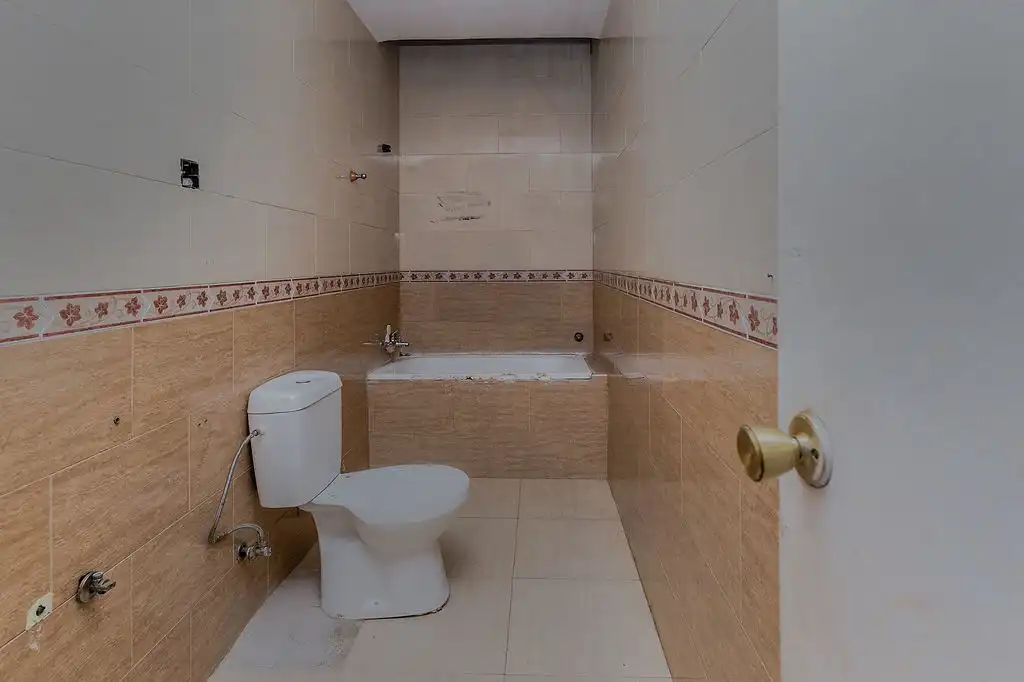Baño de Piso en venta en Almería