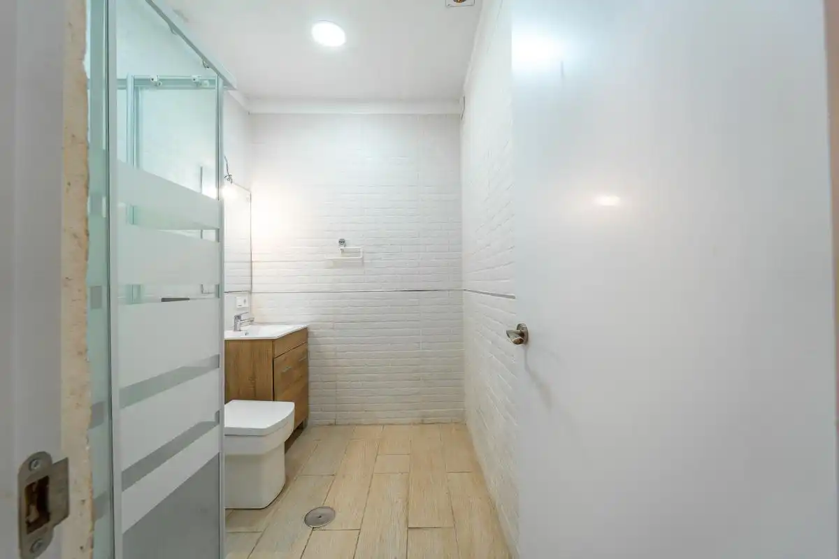 Bathroom of Ground floor for sale in Málaga  with Air Conditioner and Heating