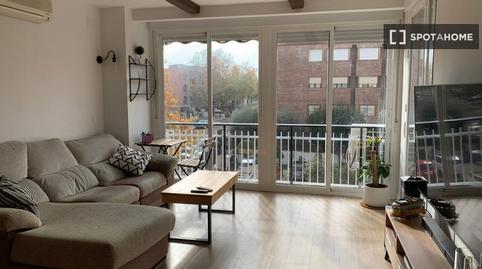 Foto 2 de Piso de alquiler en Concepción,  Madrid Capital