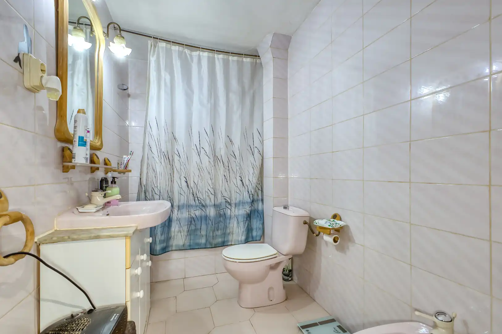 Bathroom of Flat for sale in Jijona / Xixona  with Storage room, Furnished and Oven