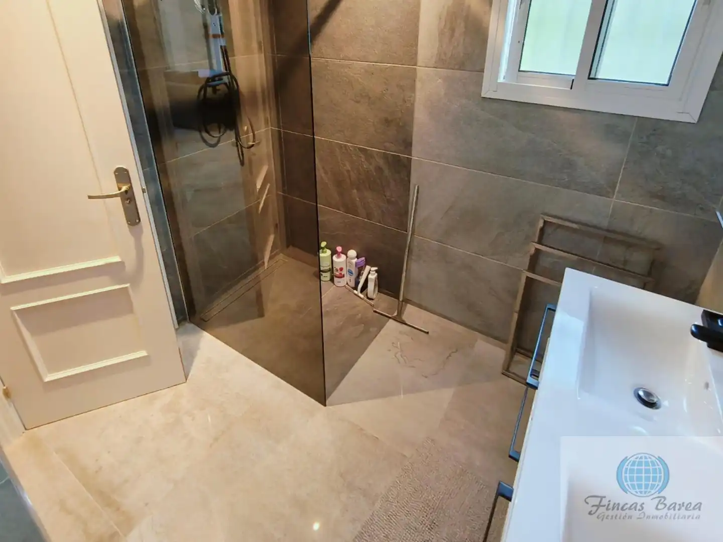 Bathroom of Flat for rent in Mijas  with Air Conditioner, Terrace and Furnished