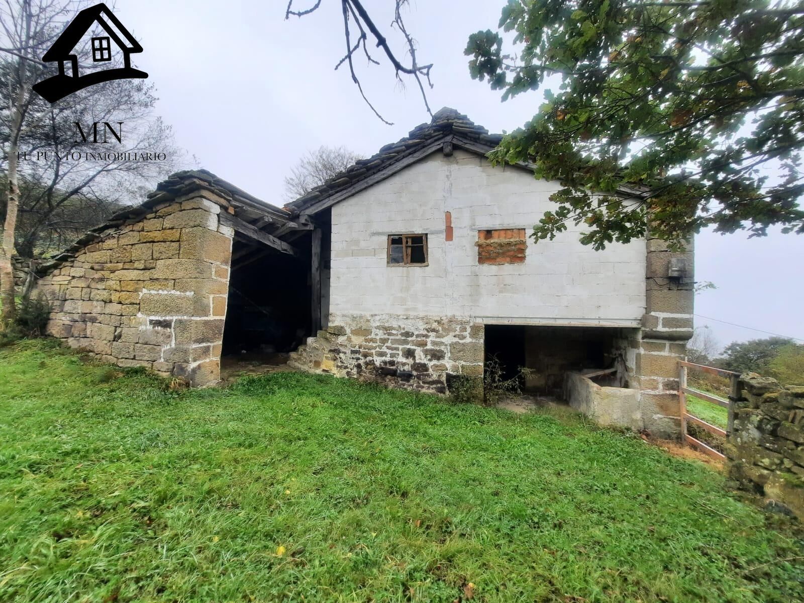 Exterior view of House or chalet for sale in Luena   with Private garden