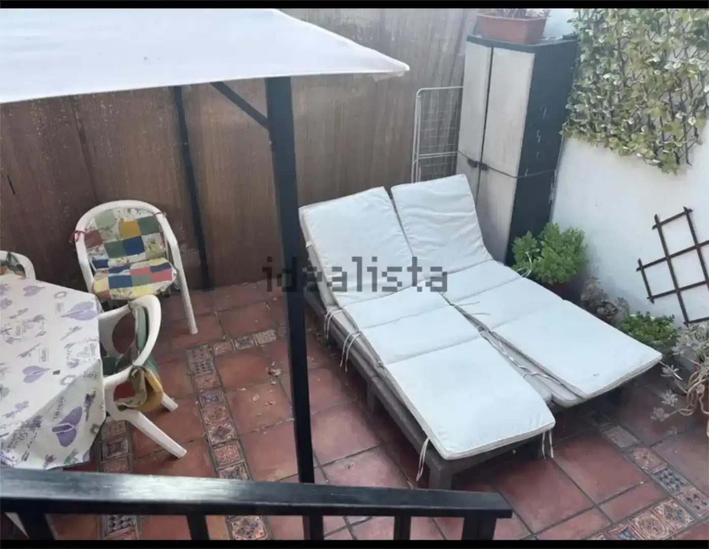 Terrassa de Casa o xalet en venda en Cabanillas de la Sierra amb Jardí privat, Piscina i Moblat