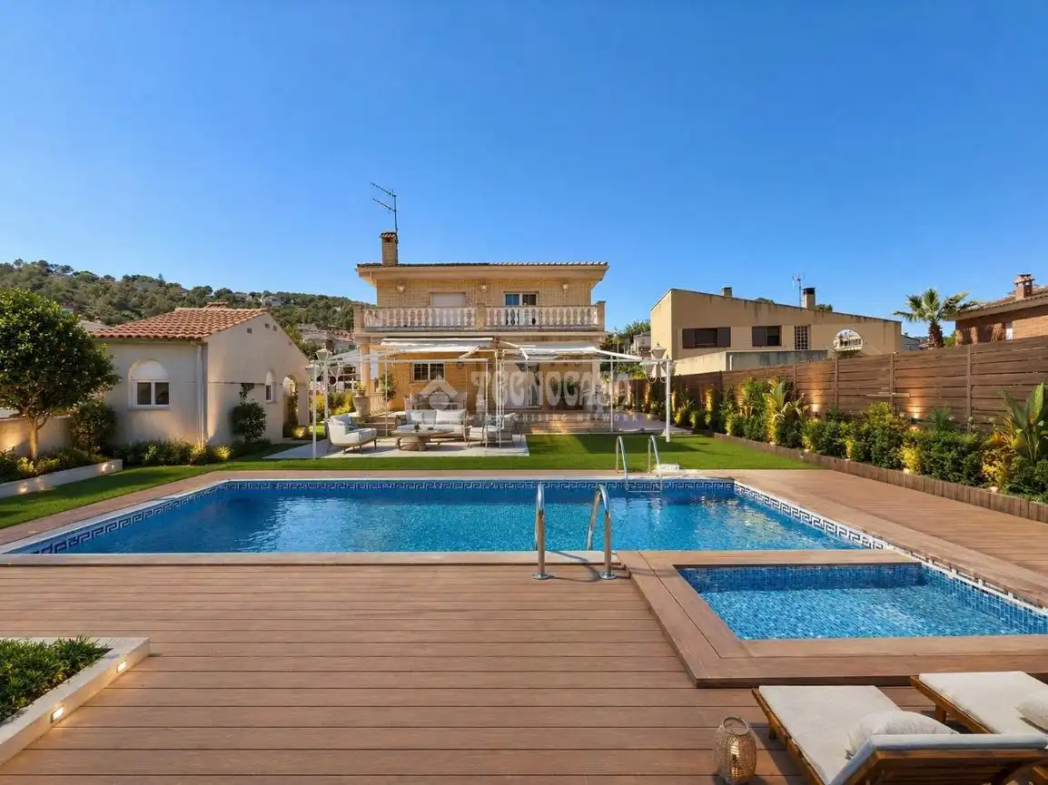 Piscina de Casa o chalet en venta en Canyelles con Terraza y Piscina