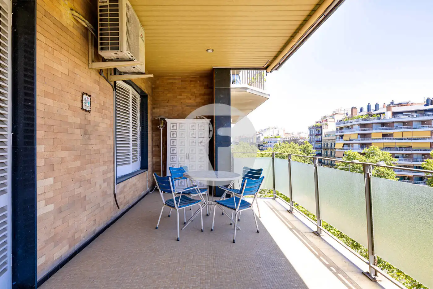 Appartamento con terrazza in vendita a Eixample