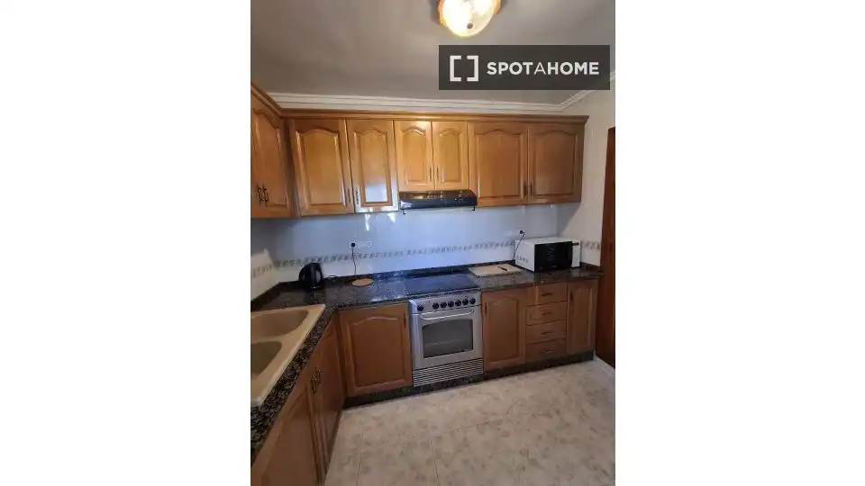 Kitchen of Flat for rent in Alfara del Patriarca  with Air Conditioner, Heating and Furnished