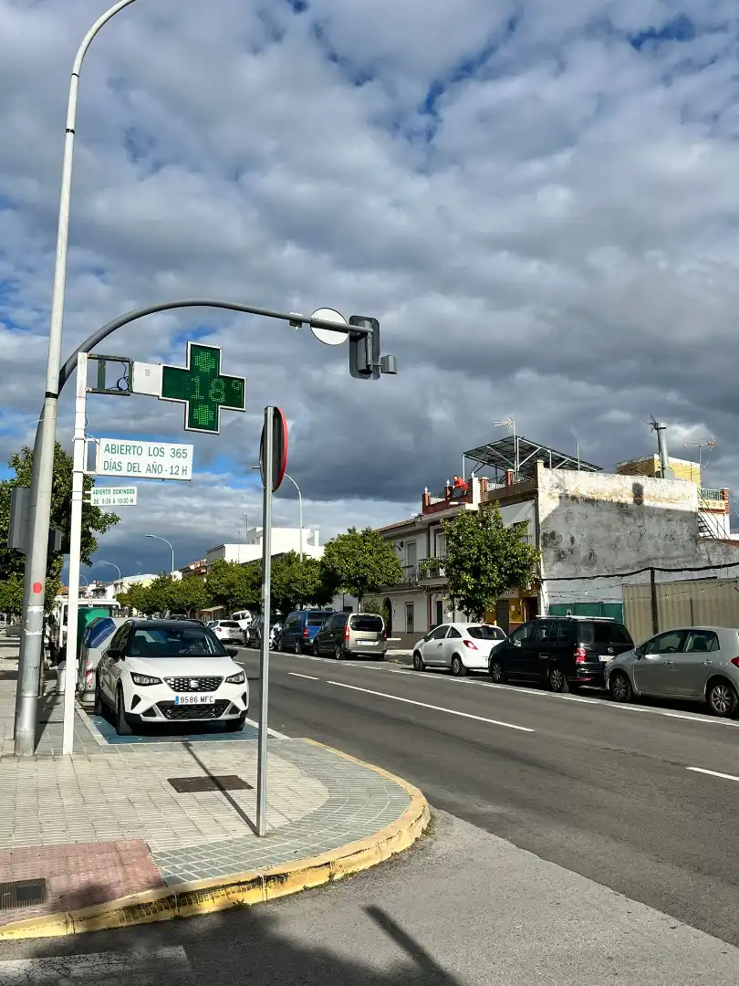 Piso en venta en Calle 28 de Febrero, 28, Avenida Juan Diego