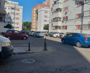 Aparcament de Pis en venda en  Sevilla Capital amb Aire condicionat, Terrassa i Moblat