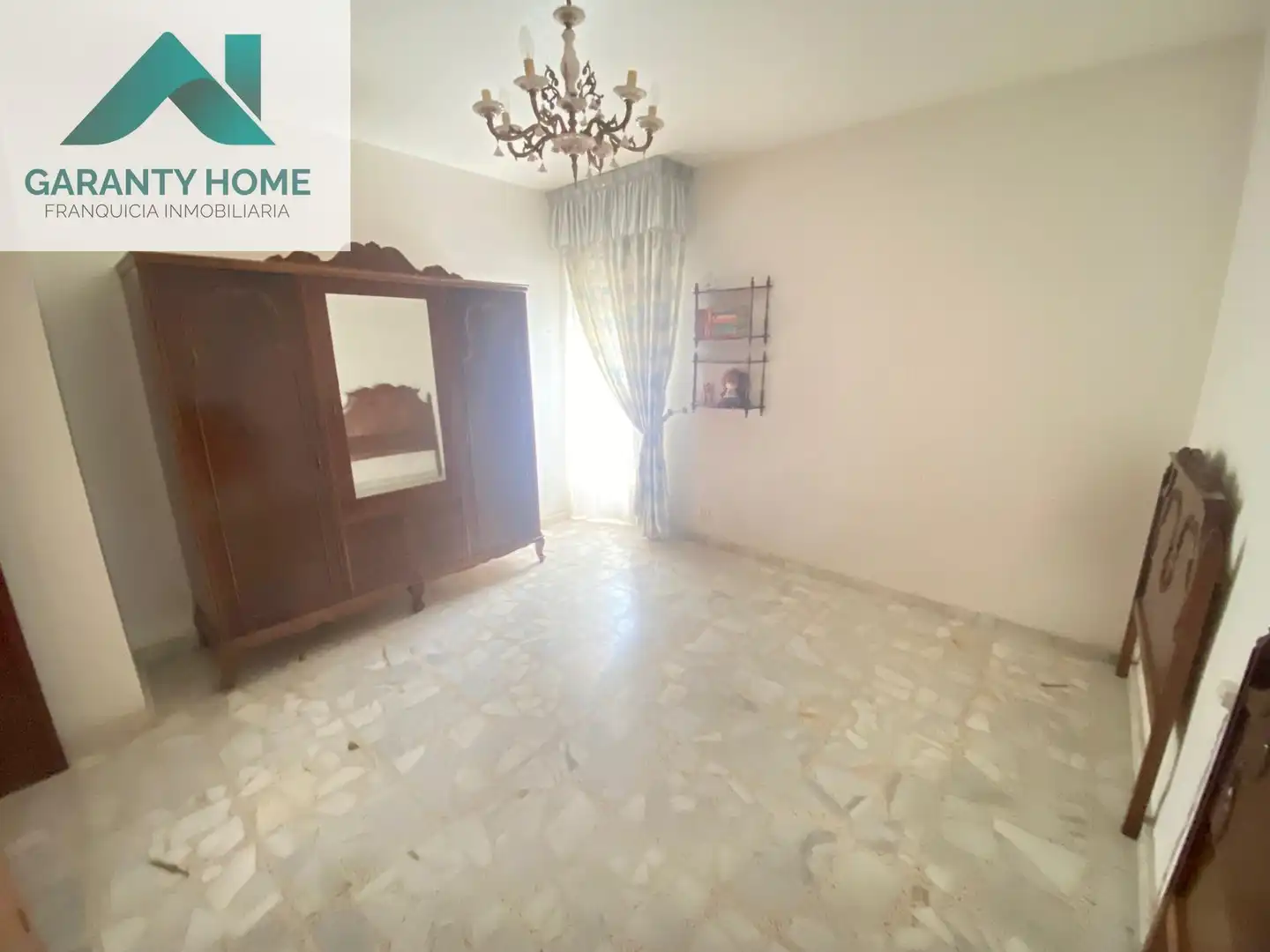 Habitación de Piso en venta en Torredonjimeno con Amueblado