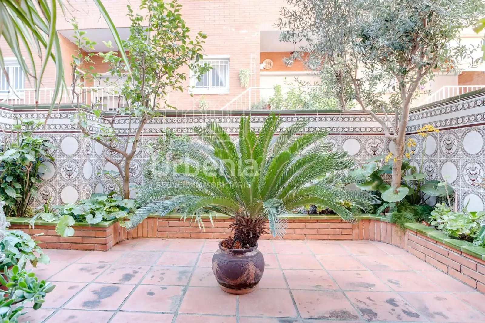 Jardí de Casa o xalet en venda en Arenys de Mar amb Calefacció, Terrassa i Traster