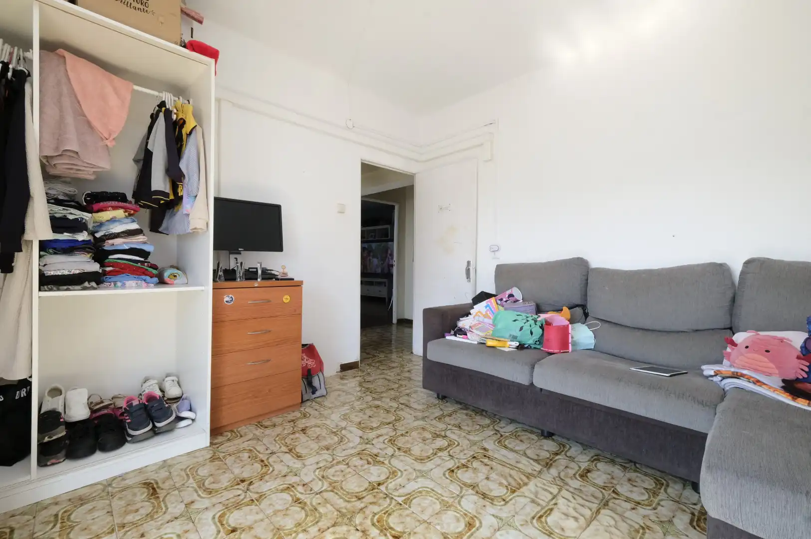 Sala d'estar de Pis en venda en Barcelona amb Forn i Balcó