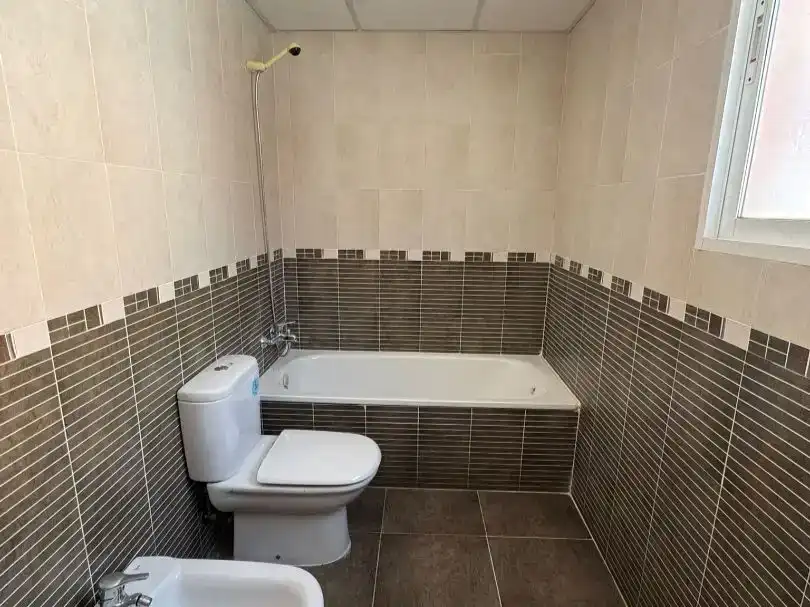 Bany de Casa o xalet en venda en Serra amb Piscina i Balcó