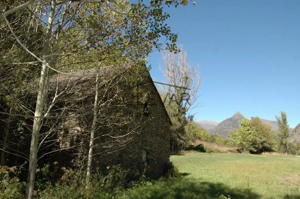 Exterior view of Country homes for sale in Vall de Cardós