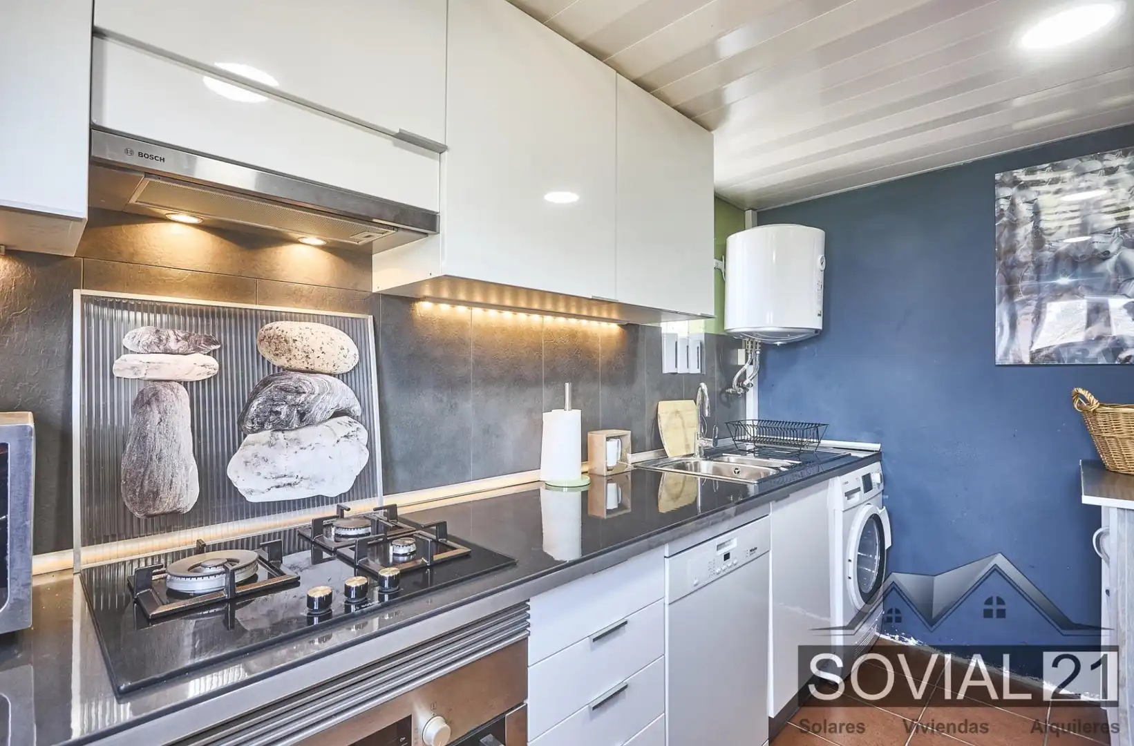 Cocina de Casa o chalet en venta en Barcelona con Calefacción, Jardín privado y Terraza