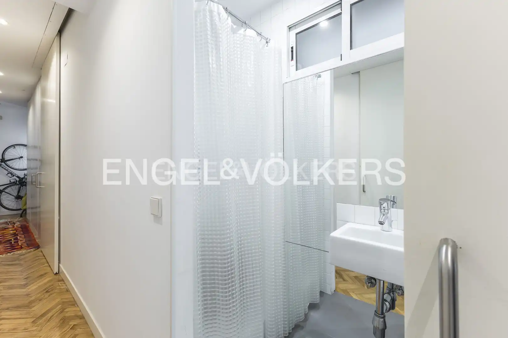 Badezimmer von Wohnung zur Miete in Chamberí