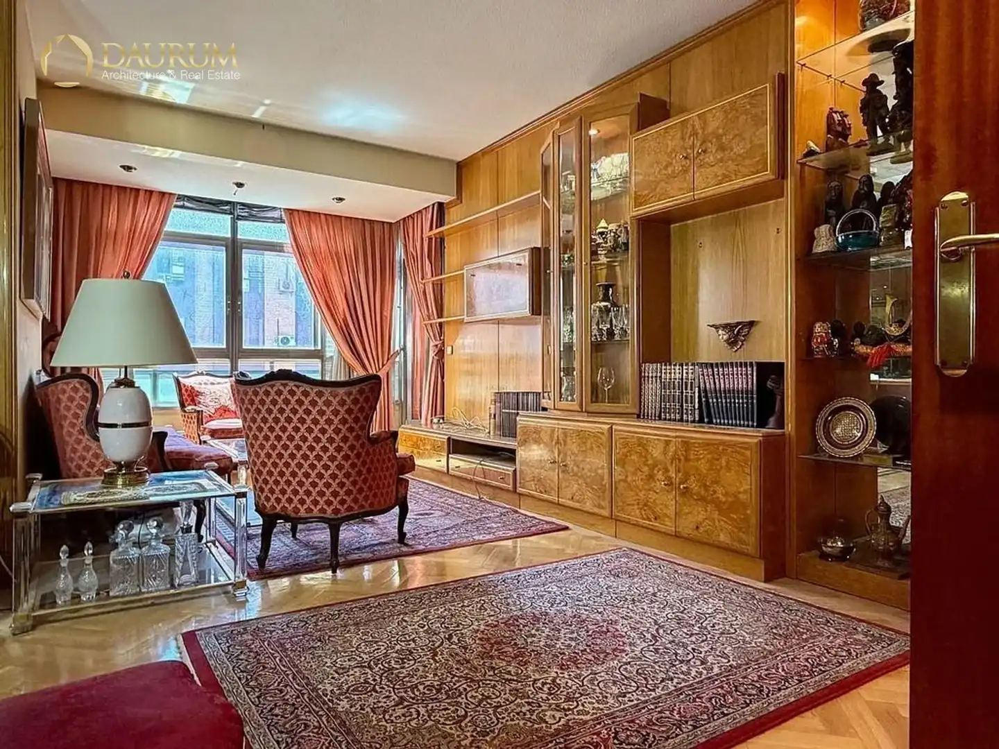 Piso con ascensor en venta en Tomas Breton