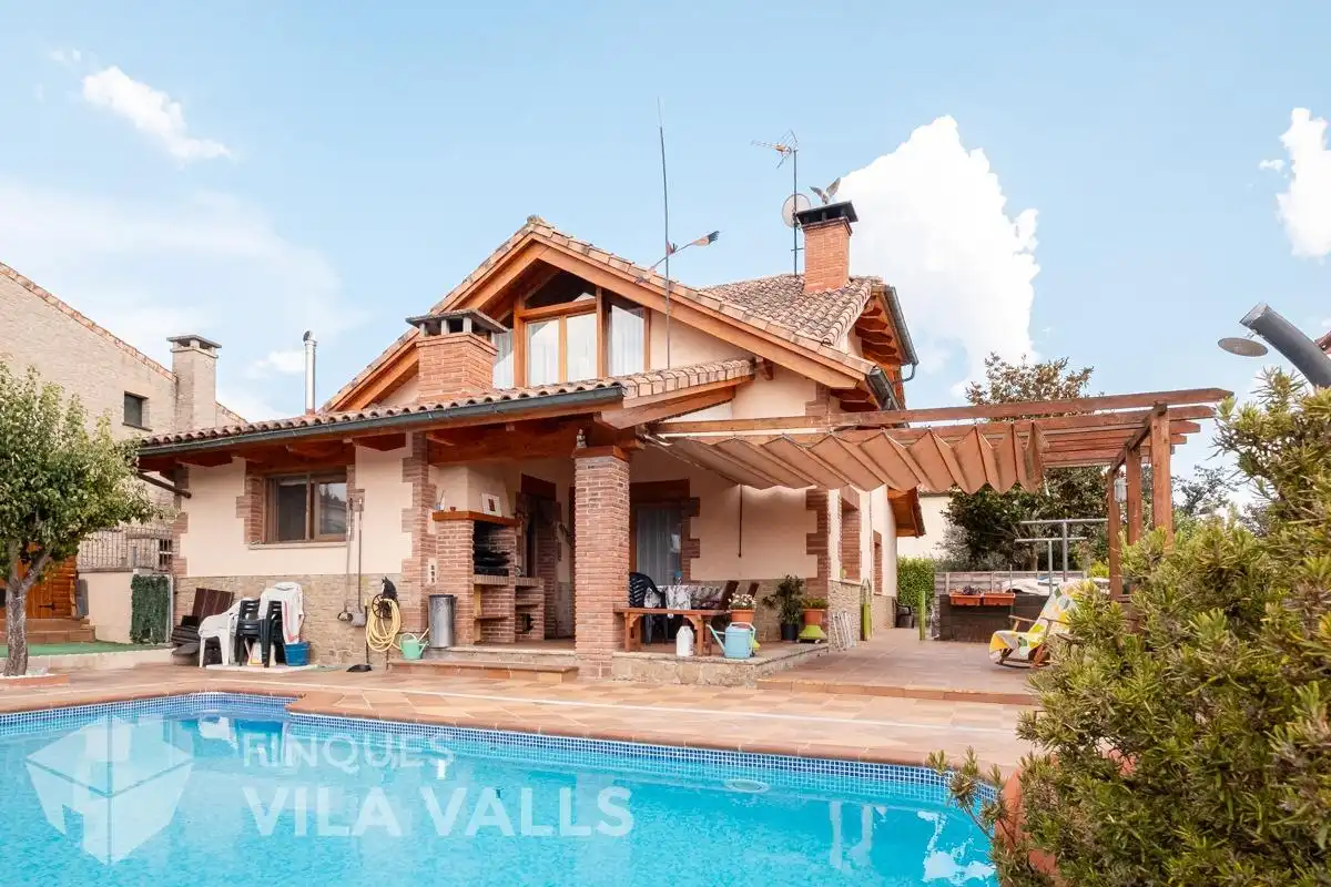 Vista exterior de Casa o xalet en venda en Castellterçol amb Calefacció, Jardí privat i Terrassa