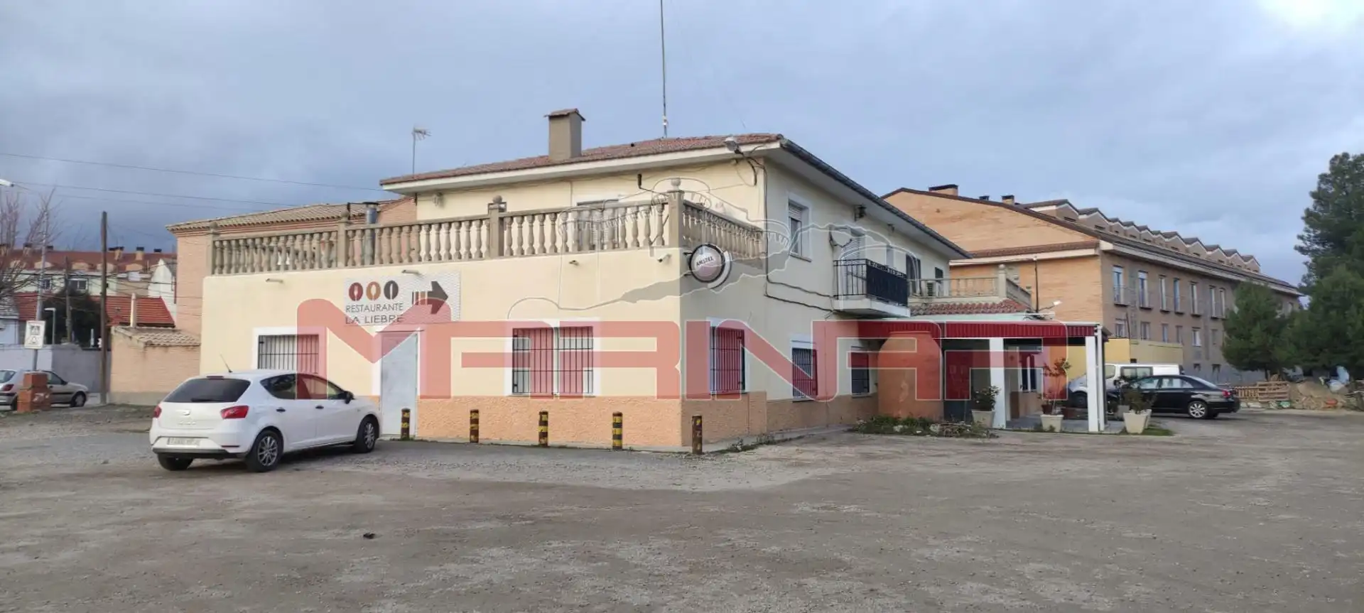 Vista exterior de Edificio en venta en Yeles