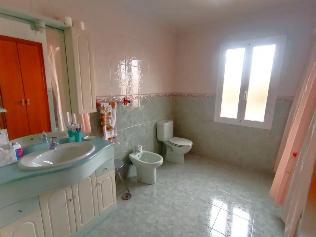 Bathroom of Houses for sale in Torre de Juan Abad  with Heating