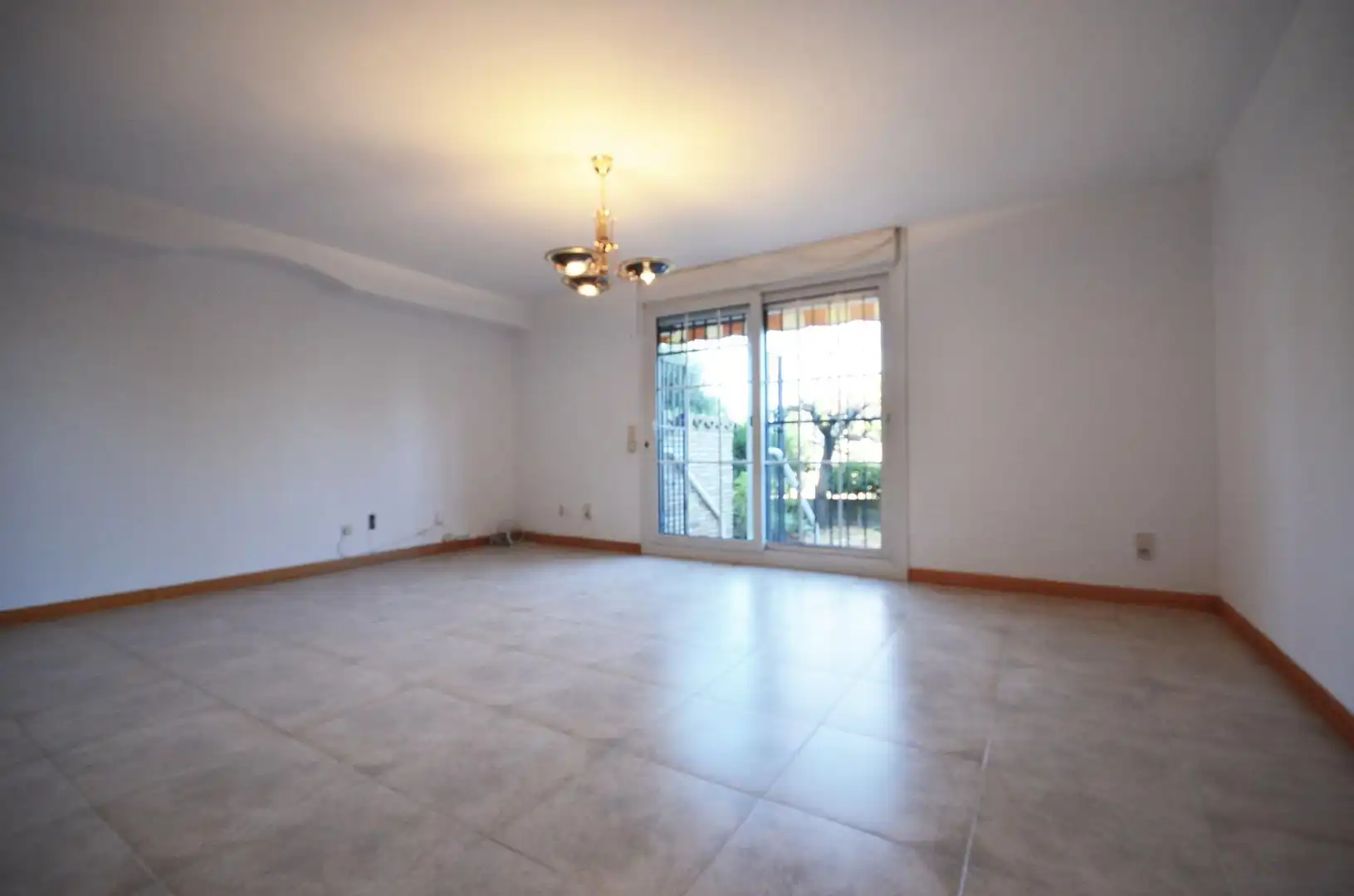Living room of Detached homes for sale in Zaragoza