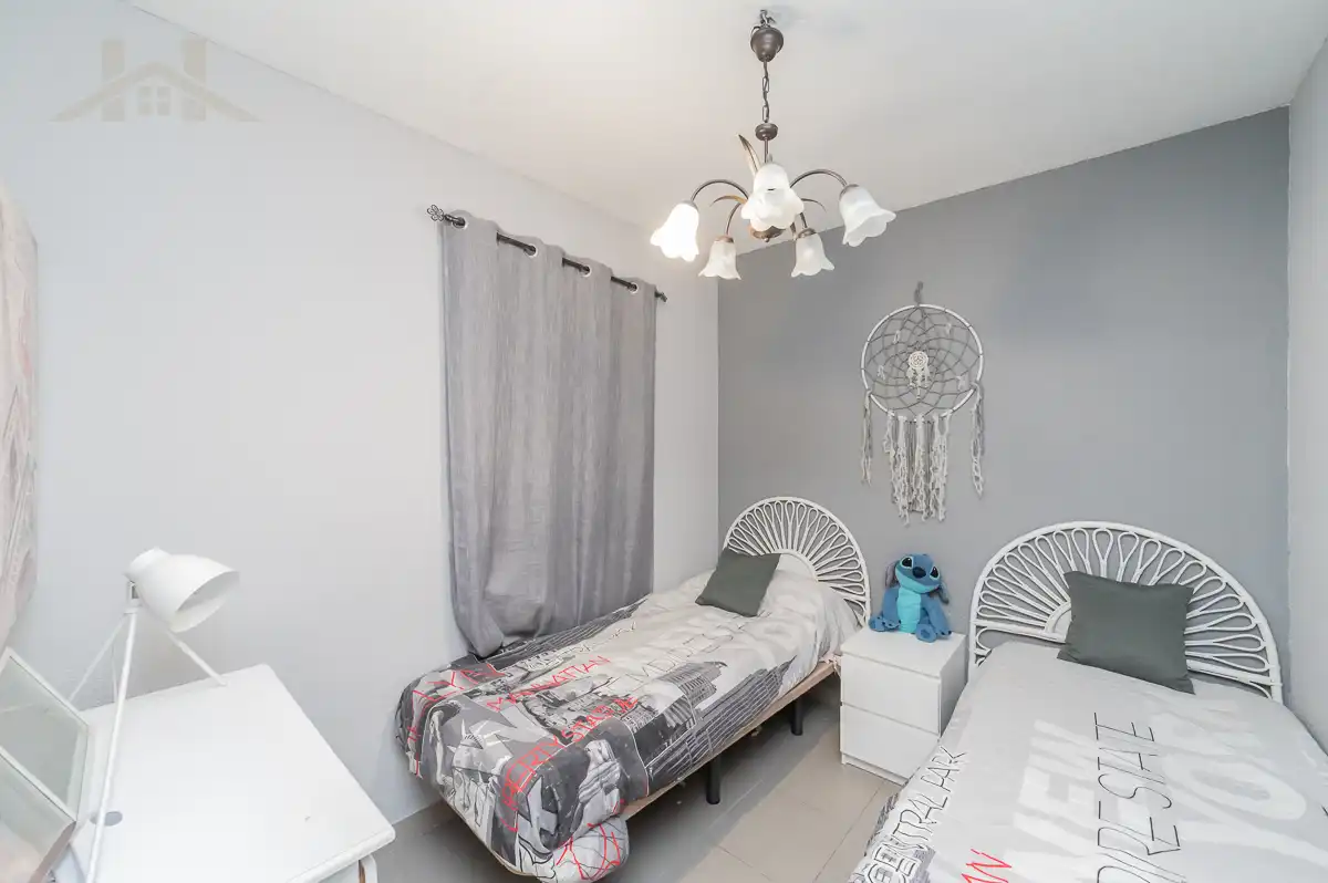 Dormitori de Casa o xalet en venda en Yeles amb Aire condicionat, Calefacció i Jardí privat