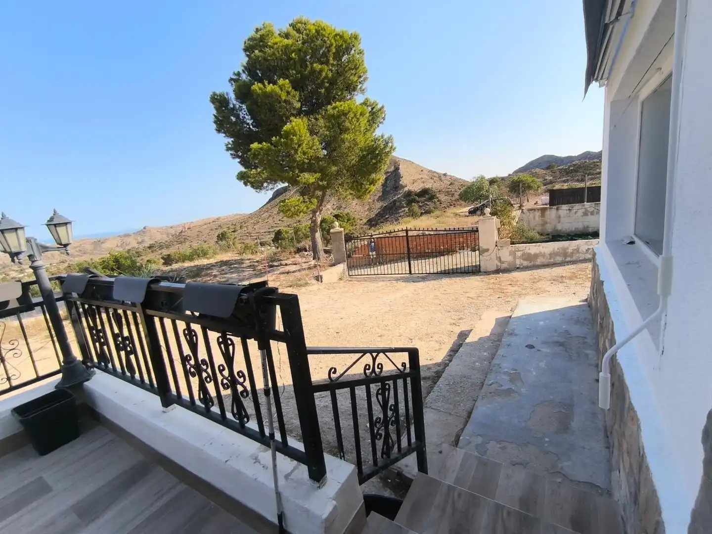 Vista exterior de Casa o chalet en venta en Agost con Aire acondicionado, Jardín privado y Terraza