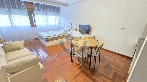 Foto 2 de Estudio de alquiler en Avenida Avenida Florida, As Travesas - Balaídos, Vigo