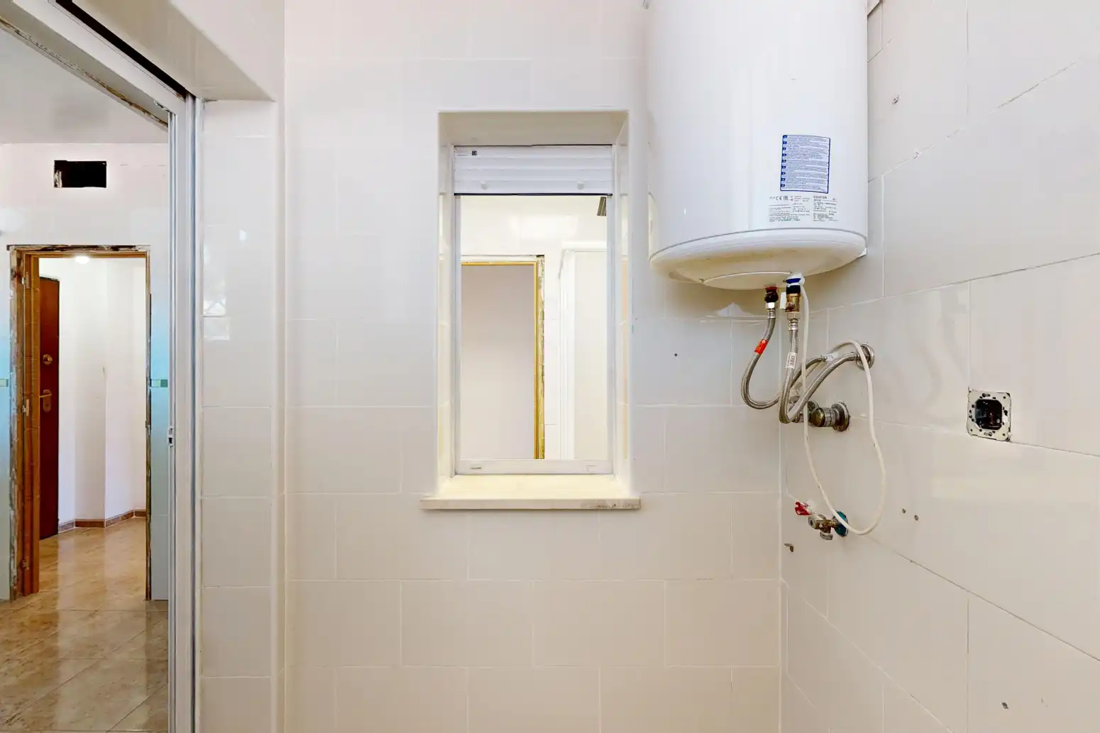 Badezimmer von Wohnung zum Verkauf in Cartagena mit Privatgarten, Terrasse und Abstellraum