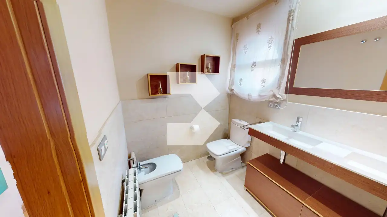 Bany de Casa o xalet en venda en Sant Joan d'Alacant amb Jardí privat, Terrassa i Piscina