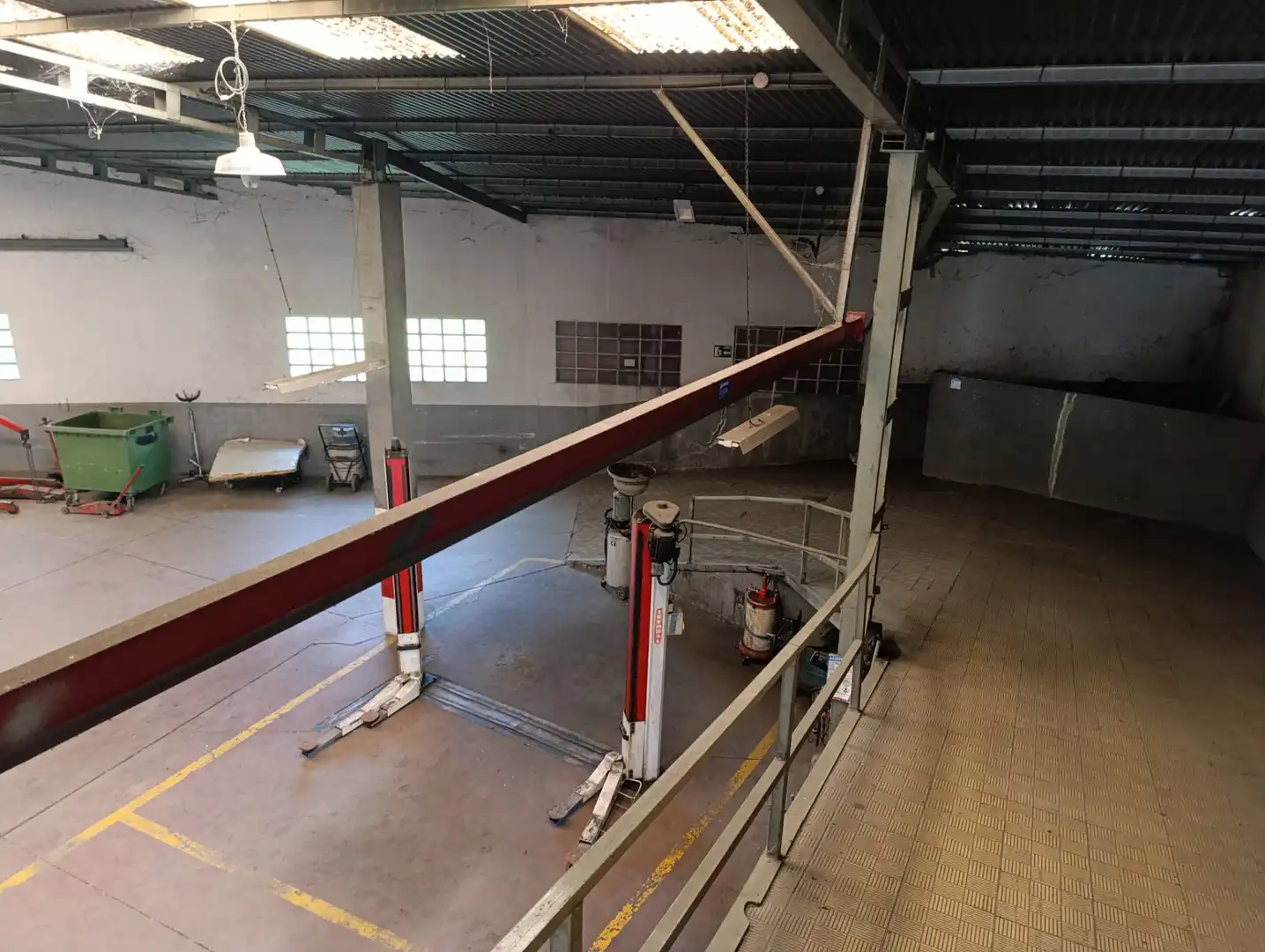 Nau industrial en venda a Rúa Ramón y Cajal, Quiroga
