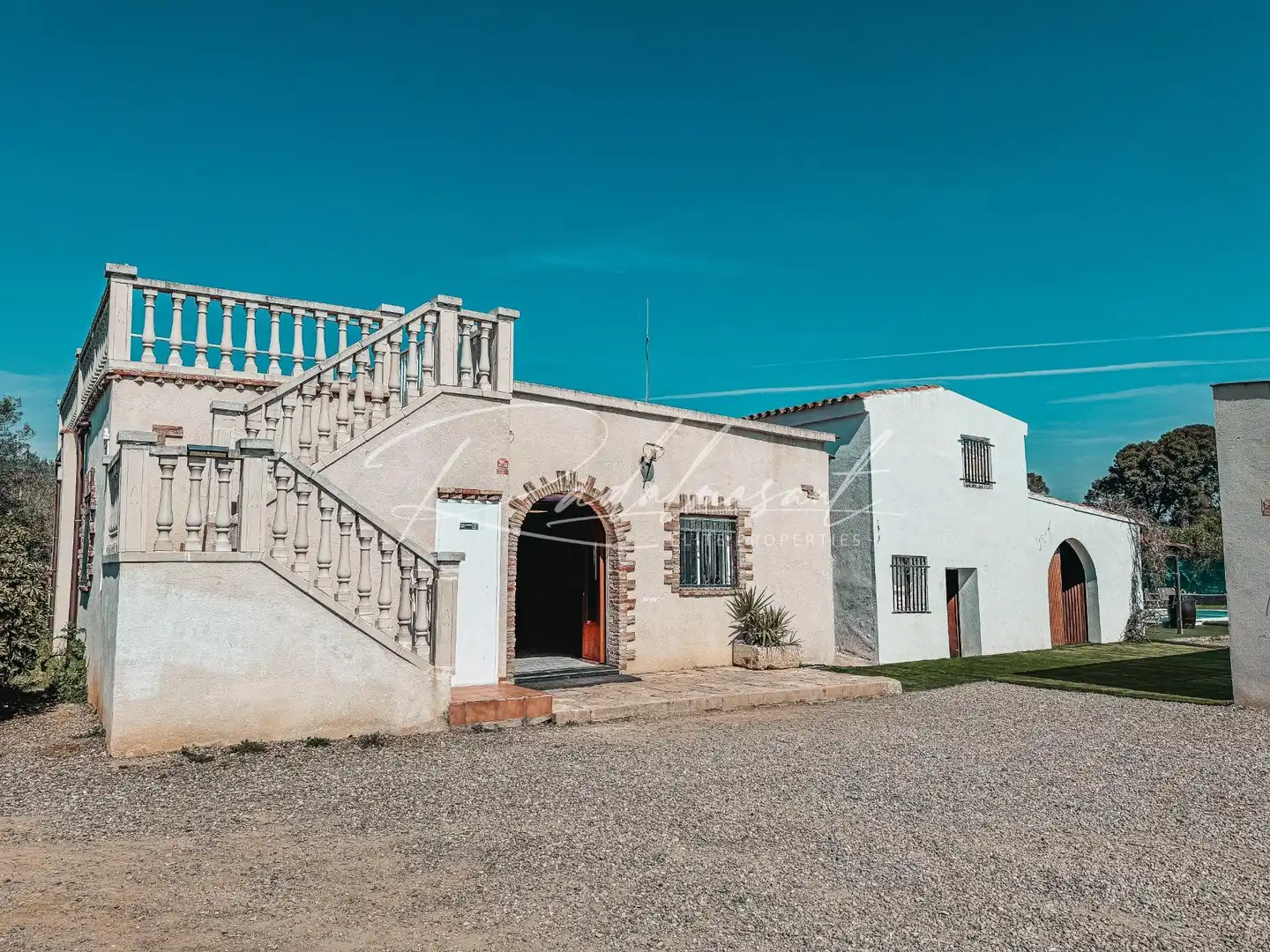 Exterior view of Houses for sale in Reus  with Air Conditioner, Swimming Pool and Furnished