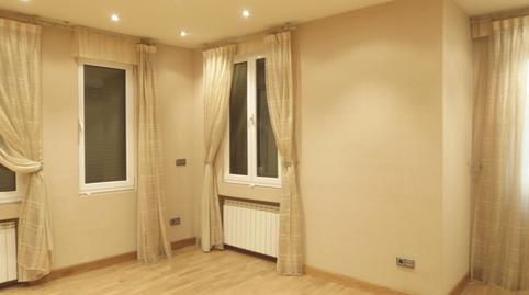 Photo 3 of Flat to rent in Vallobín, Asturias