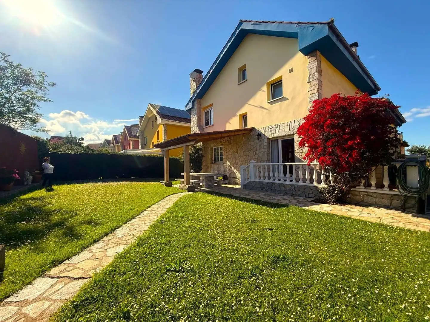 Vista exterior de Casa o chalet en venta en Gijón  con Calefacción, Terraza y Piscina