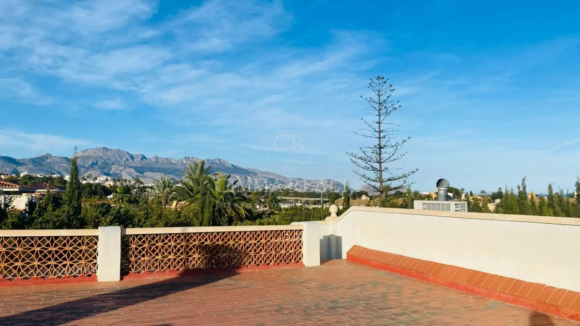 Exterior view of Houses for sale in L'Alfàs del Pi  with Air Conditioner, Heating and Private garden