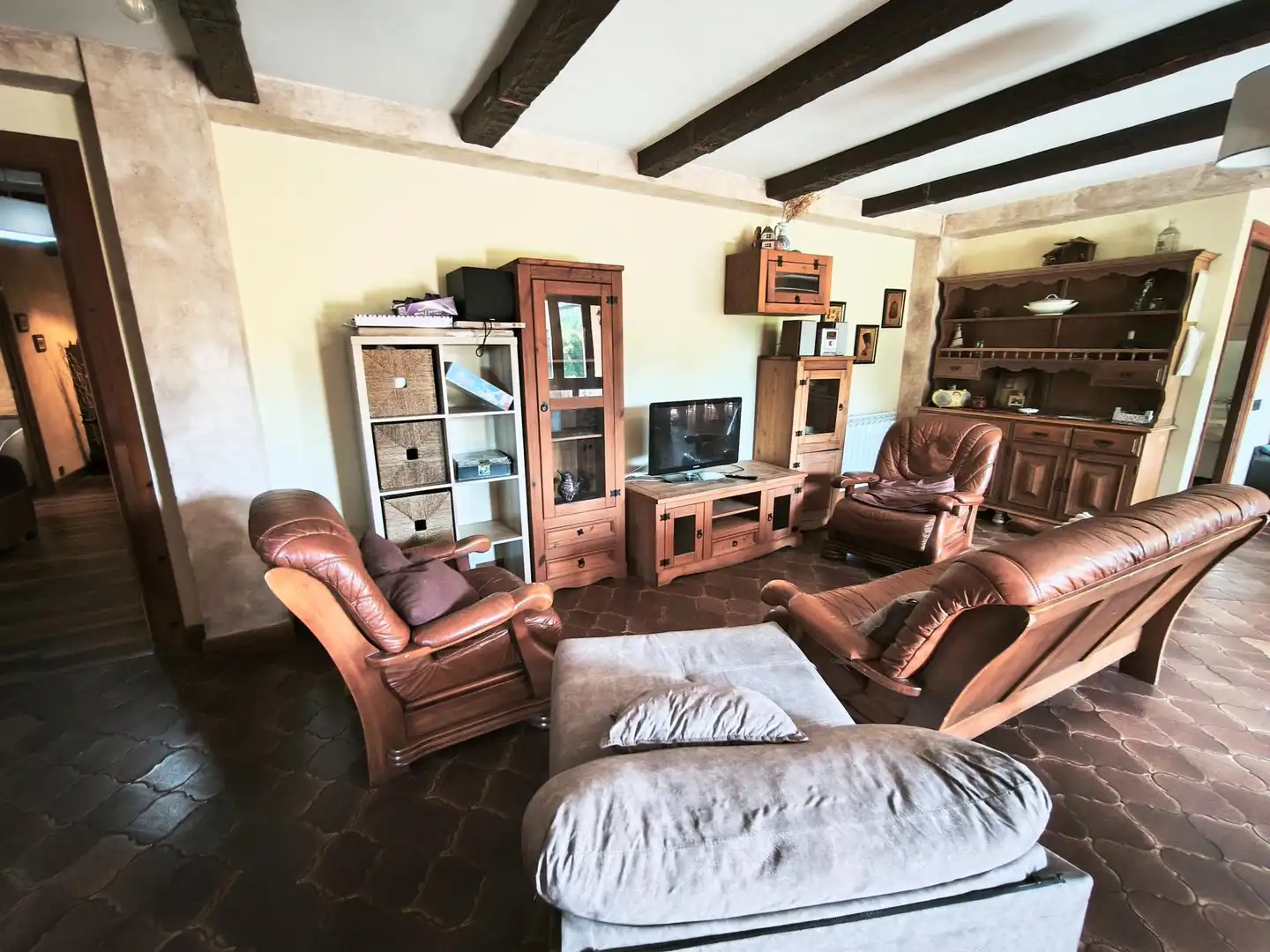 Sala de estar de Casa o chalet en venta en San Andrés del Rabanedo con Calefacción, Terraza y Piscina