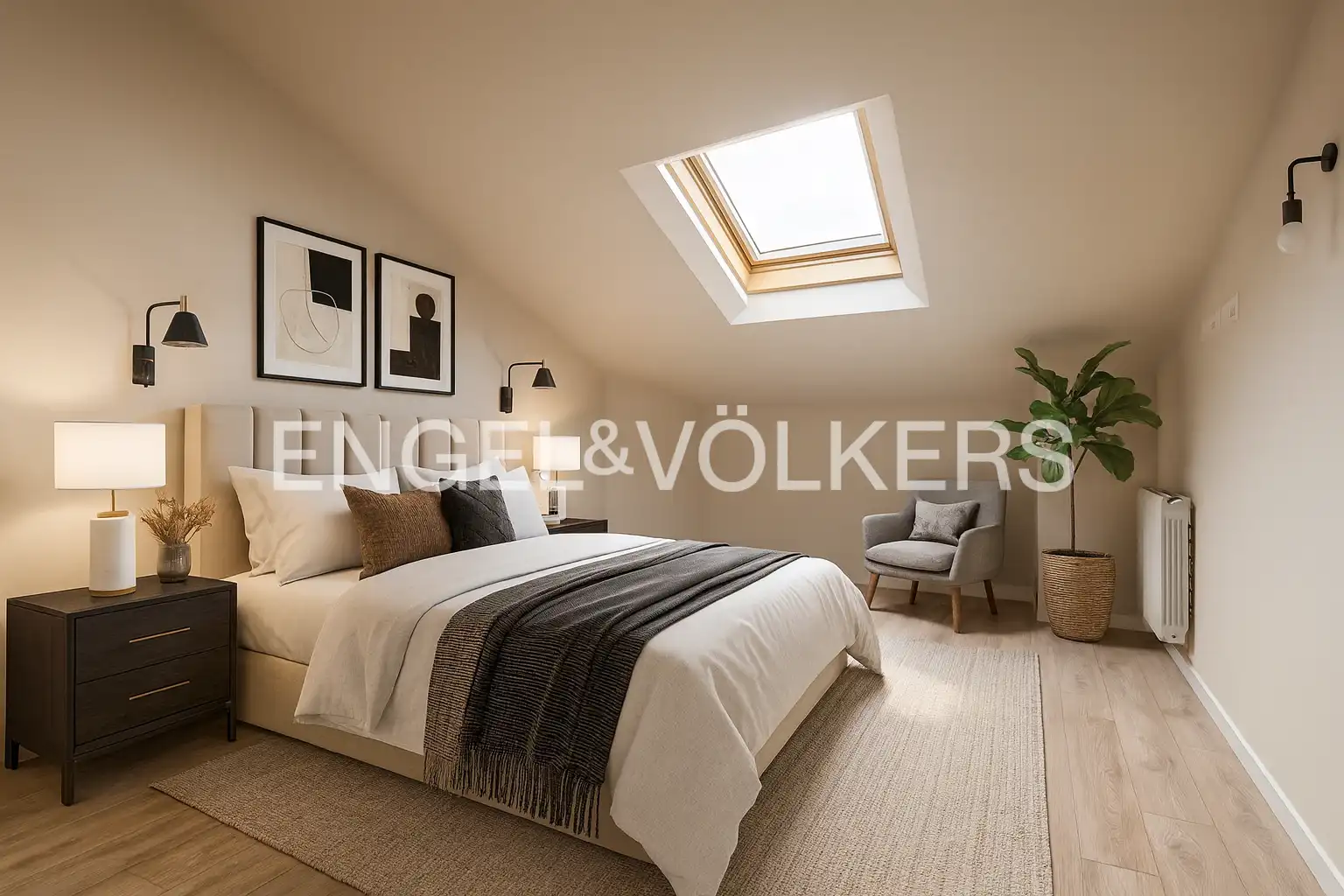 Bedroom of Duplexes for sale in Irun   with Heating, Parquet flooring and Balcony