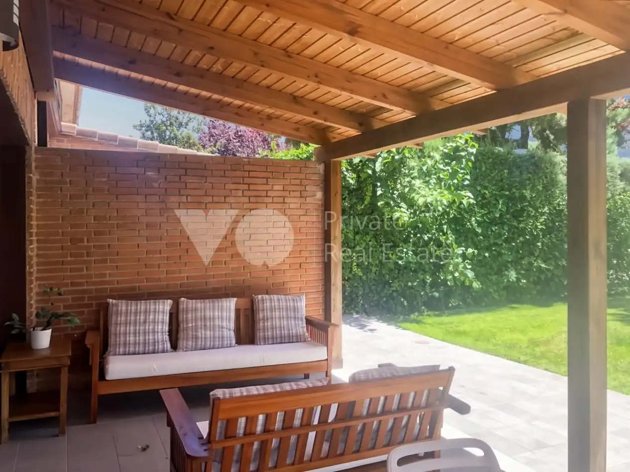 Terraza de Casa o chalet de alquiler en Majadahonda con Calefacción, Jardín privado y Terraza