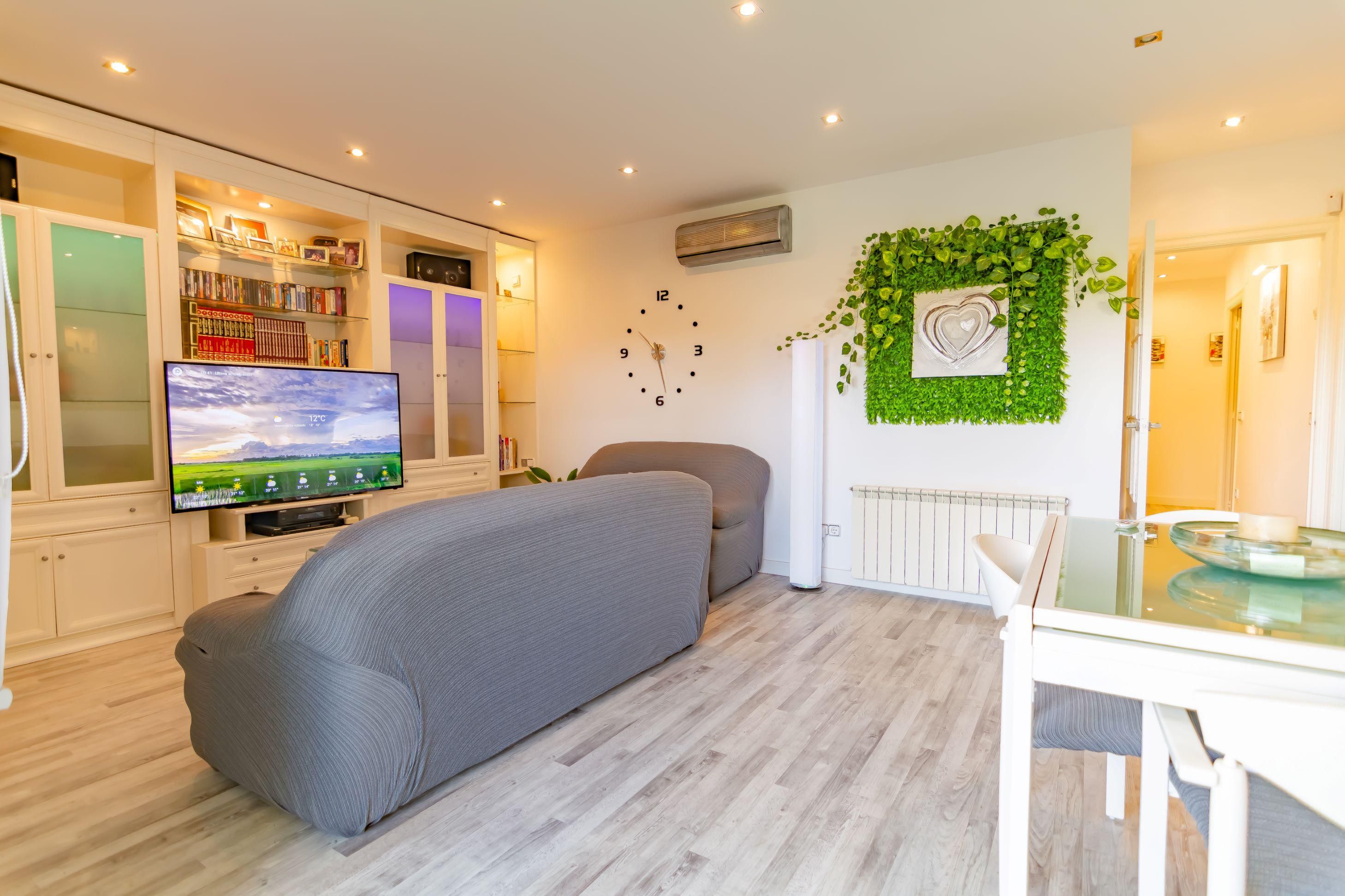 Wohnzimmer von Wohnungen zum Verkauf in Salou mit Klimaanlage, Heizung und Privatgarten