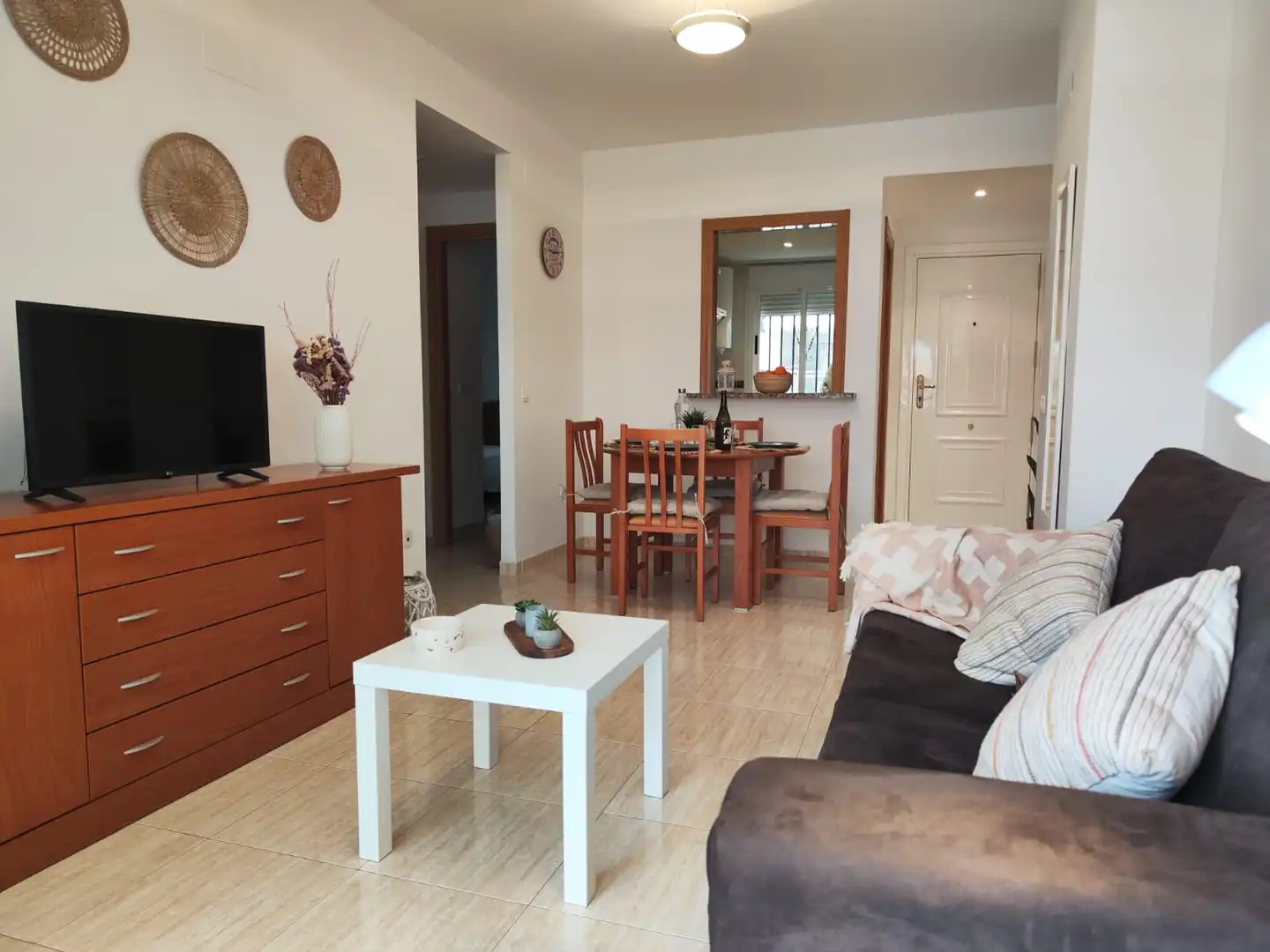 Sala de estar de Apartamento de alquiler en Oropesa del Mar / Orpesa con Aire acondicionado, Terraza y Amueblado