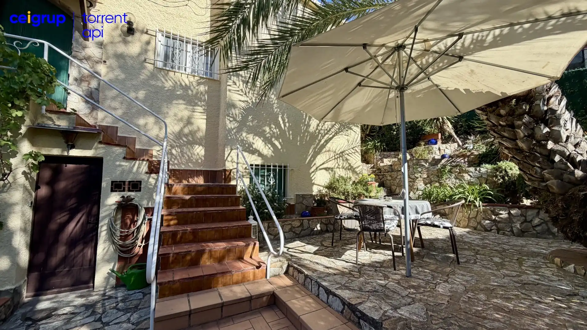 Casa aparellada amb terrassa en venda a Els Masos de Pals, imagen 5