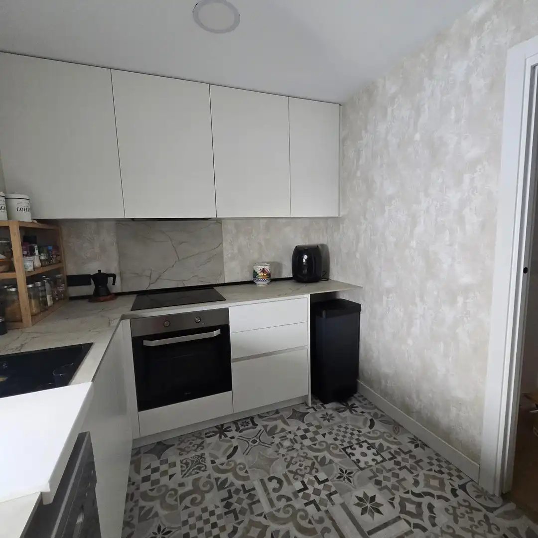 Küche von Wohnung zur Miete in Córdoba mit Klimaanlage, Terrasse und Möbliert