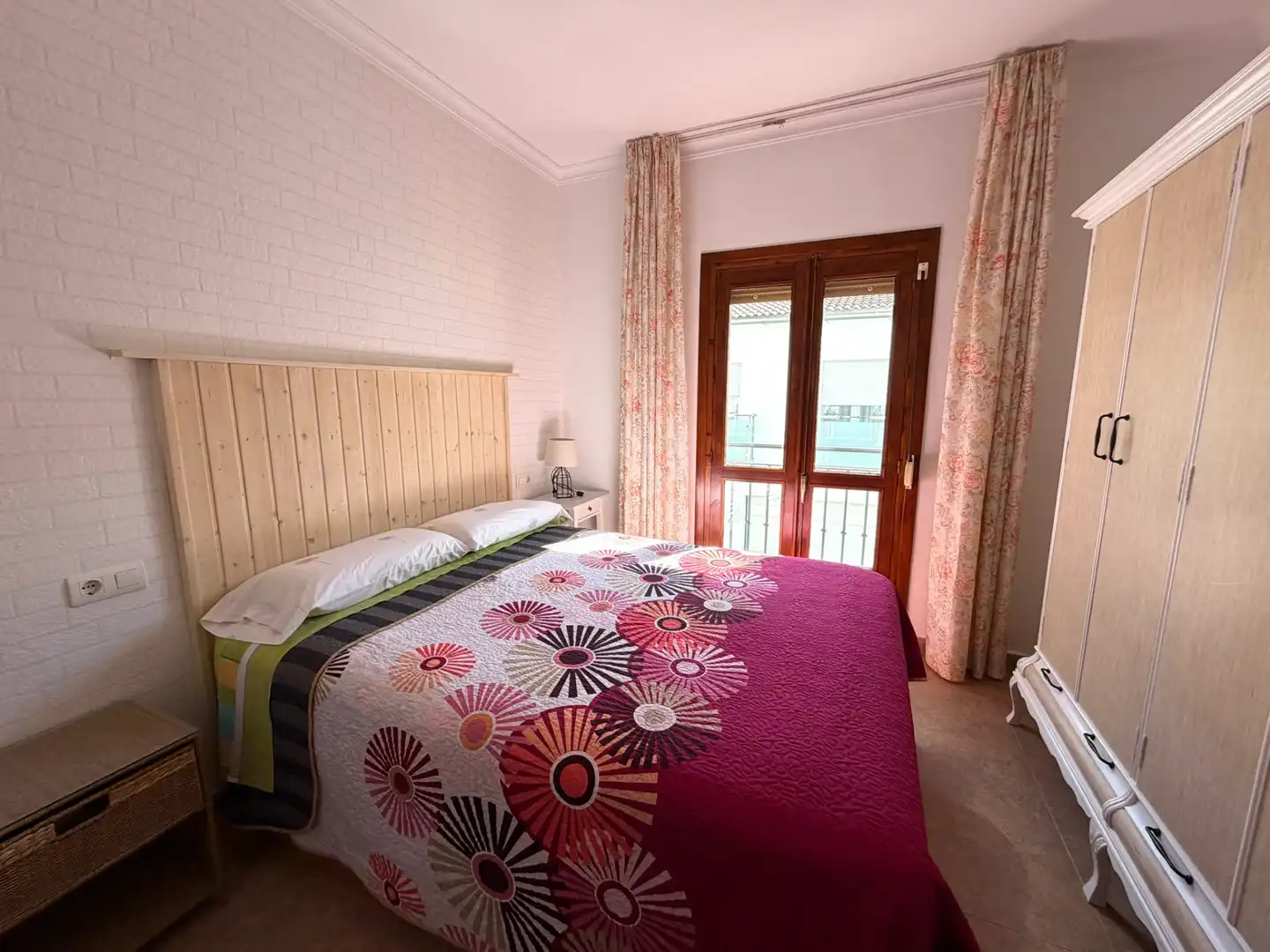 Habitación de Casa adosada en venta en Ardales con Aire acondicionado, Terraza y Amueblado