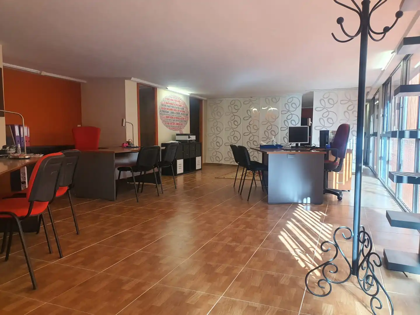 Oficina en venda a Calle Tome Cano, 8, La Salle - Cuatro Torres