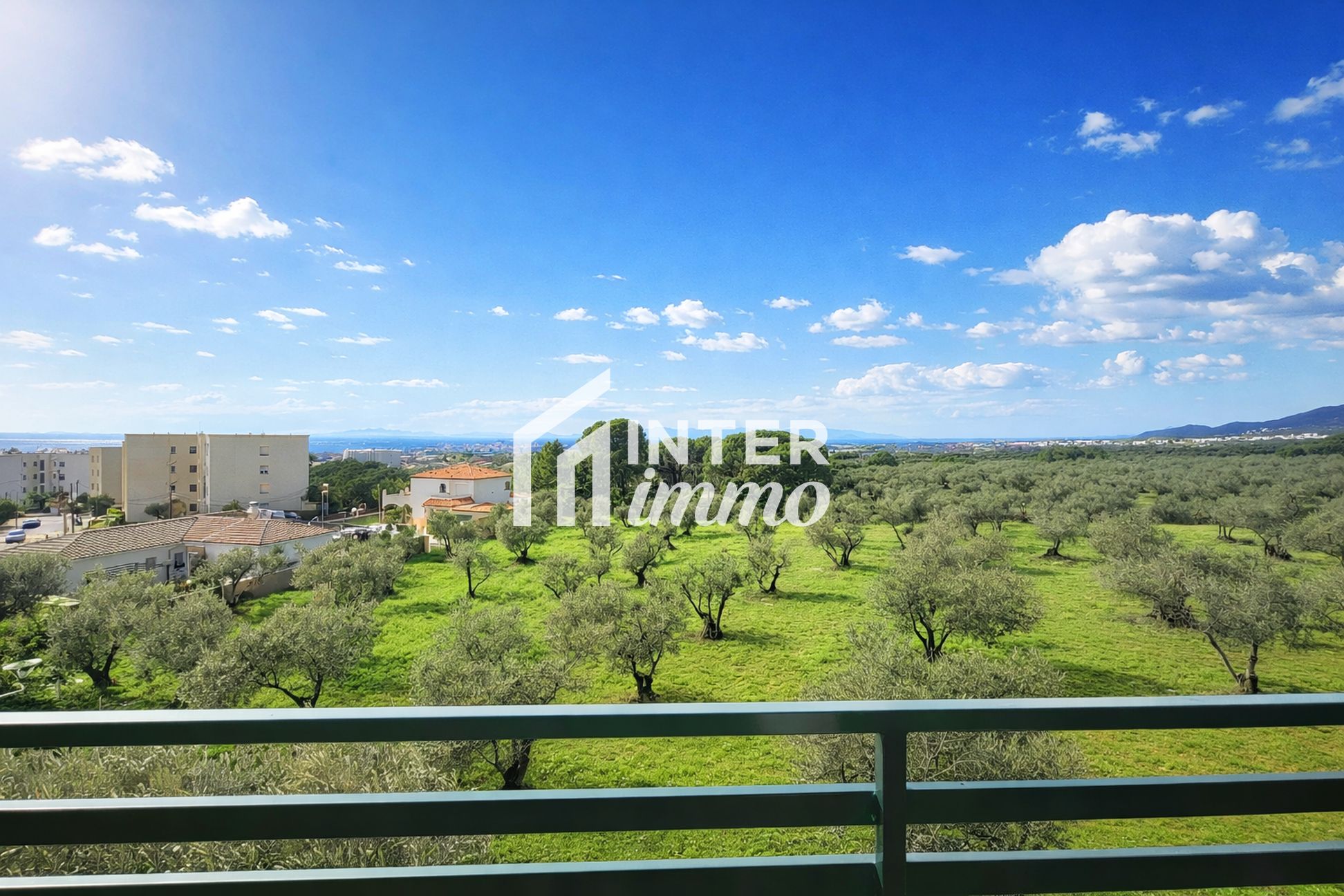 Vista exterior de Apartament en venda en Roses amb Aire condicionat, Calefacció i Terrassa